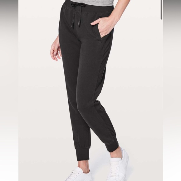 Lululemon • Get Going Jogger *28.5" Black - Picture 2 of 9
